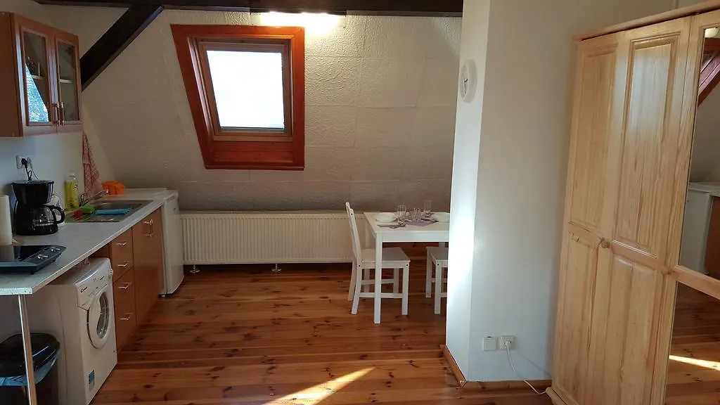 Lägenhet Bohdalec Hotell Prag
